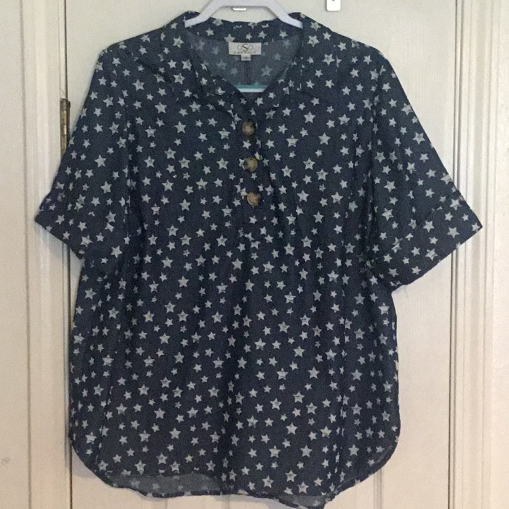 NWOT OSO Casual Navy Star Print Button-Up Shirt